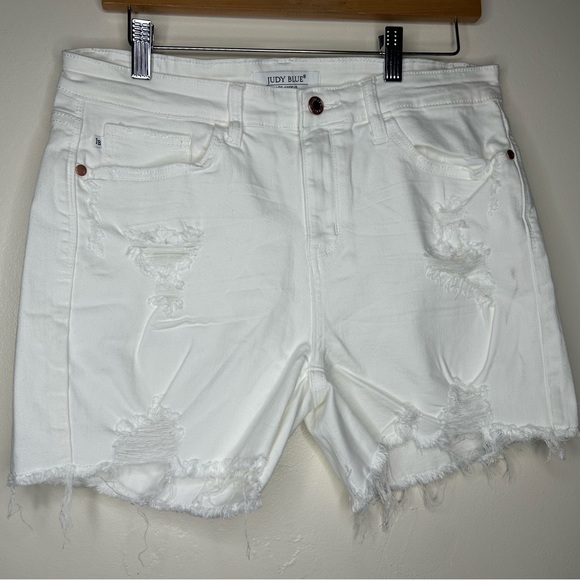 Judy Blue Pants - Womens Judy Blue white Destructed Denim Jeans Shorts